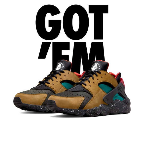 Nike Air Huarache “Light British Tan and Geode Green” - Picture 2 of 16